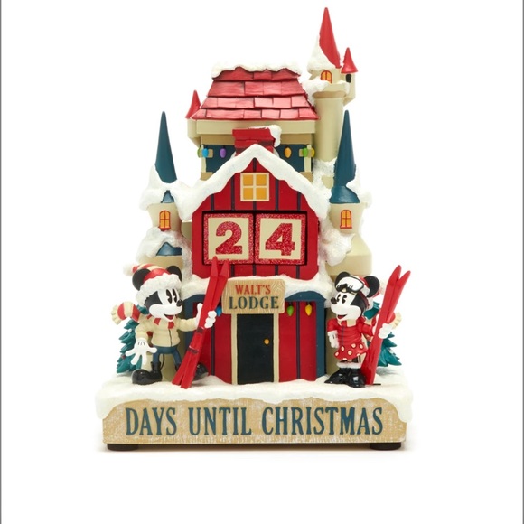 Walt’s Lodge Mickey and Minnie Christmas Countdown - Picture 2 of 8